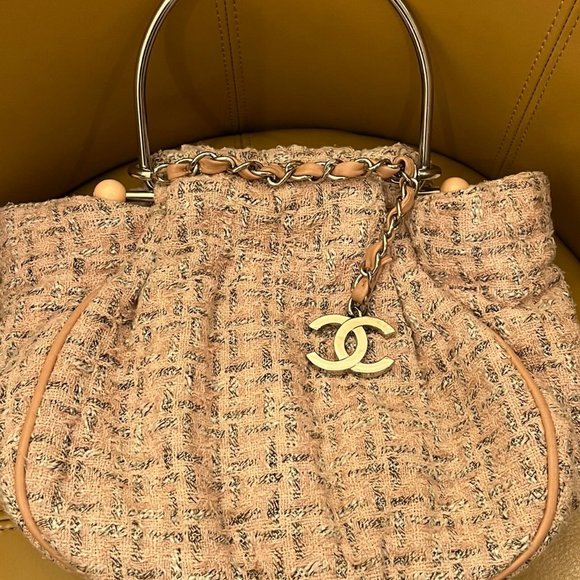 CHANEL Bag Boucle Tweed Pink Lagerfeld Runway Coco CC Purse Vintage HOST PICK - Picture 7 of 8